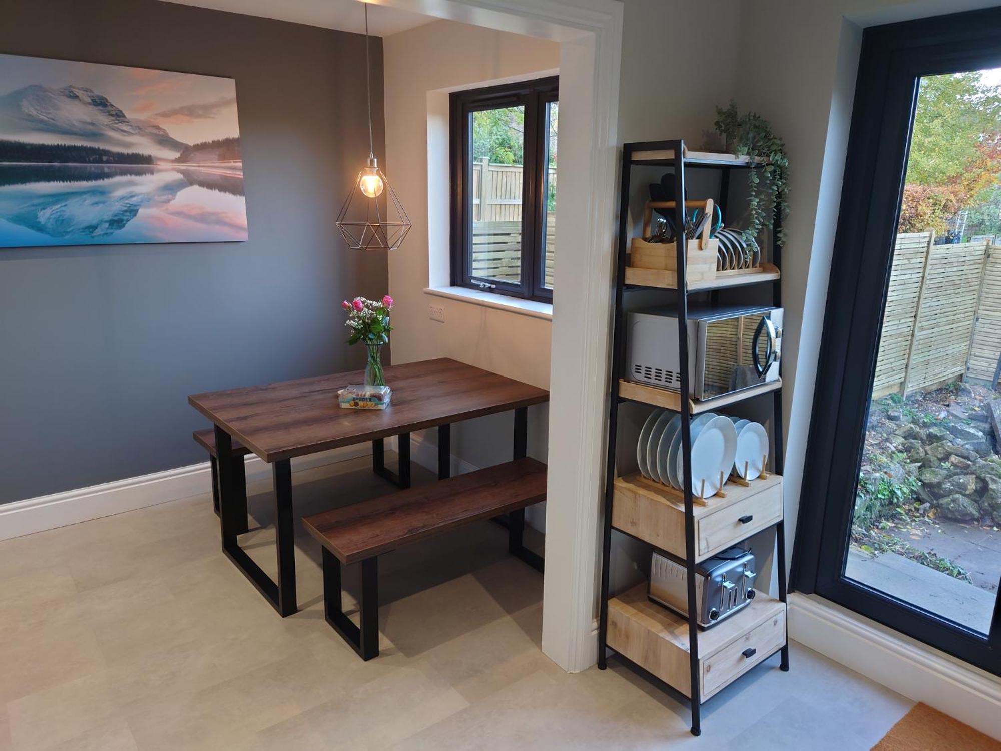 Newly Renovated 2-Bed Bungalow Bath Exterior foto