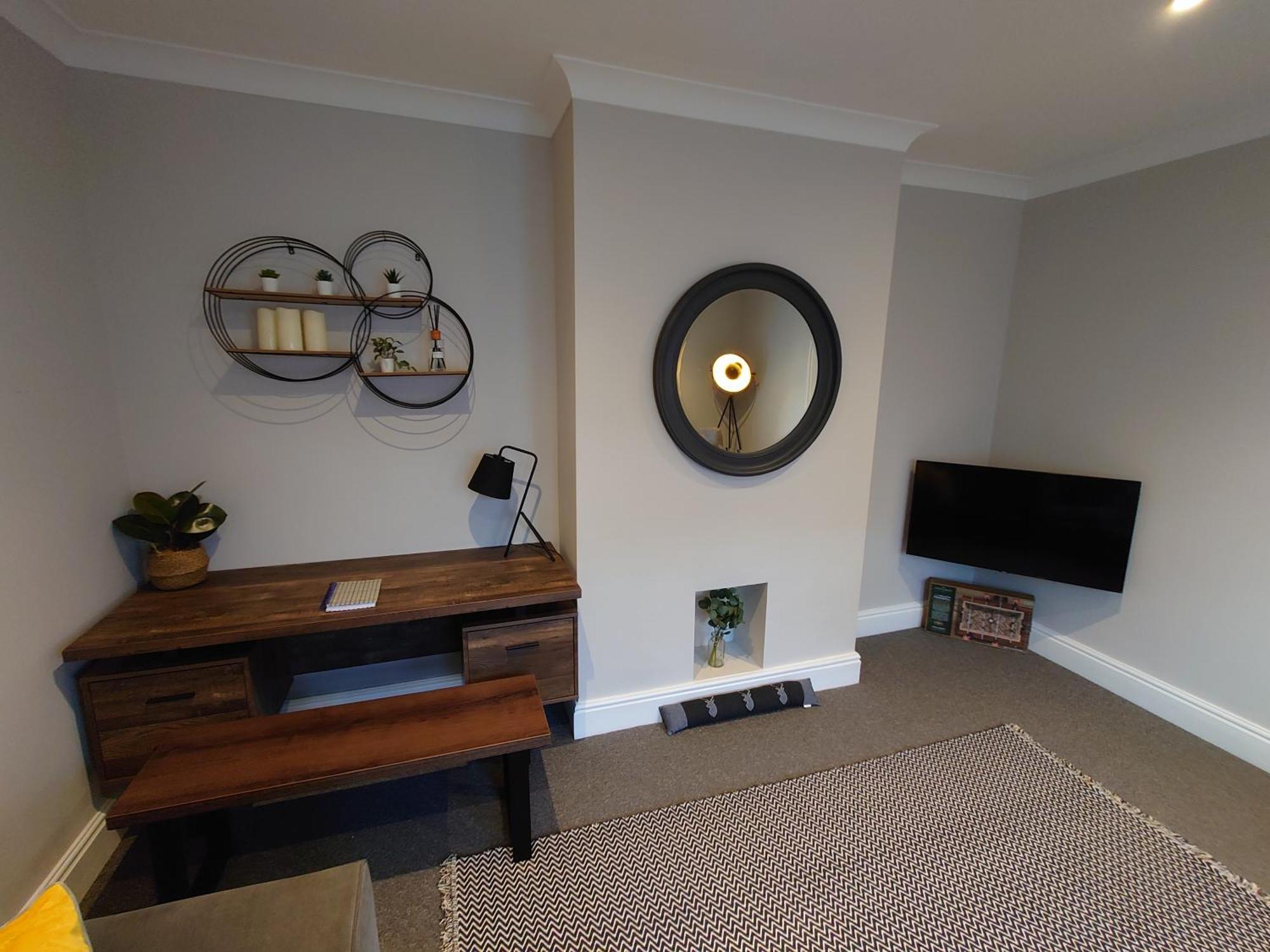 Newly Renovated 2-Bed Bungalow Bath Exterior foto
